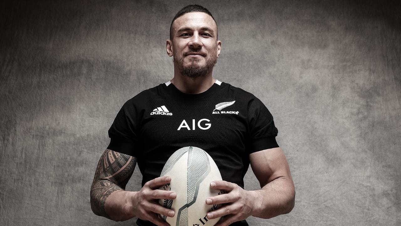 How tall is Sonny Bill Williams?